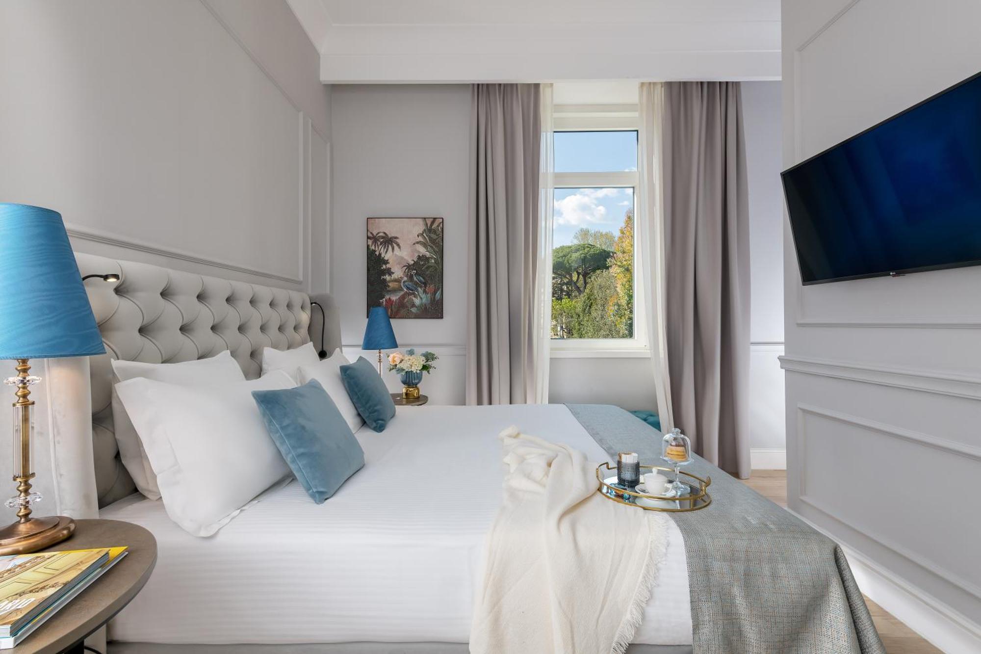 La Hotel Roma