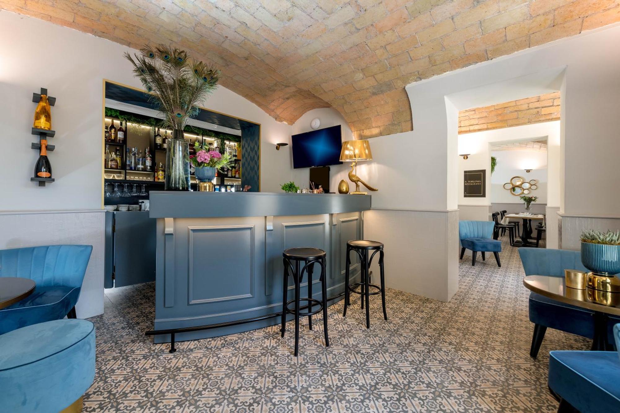 La Hotel Roma